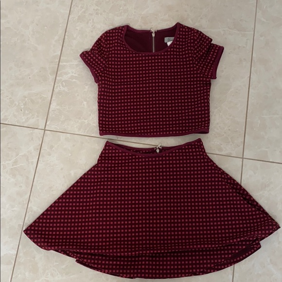 Red shirt + skirt set by Elisa B. Children’s 14 - Picture 1 of 3